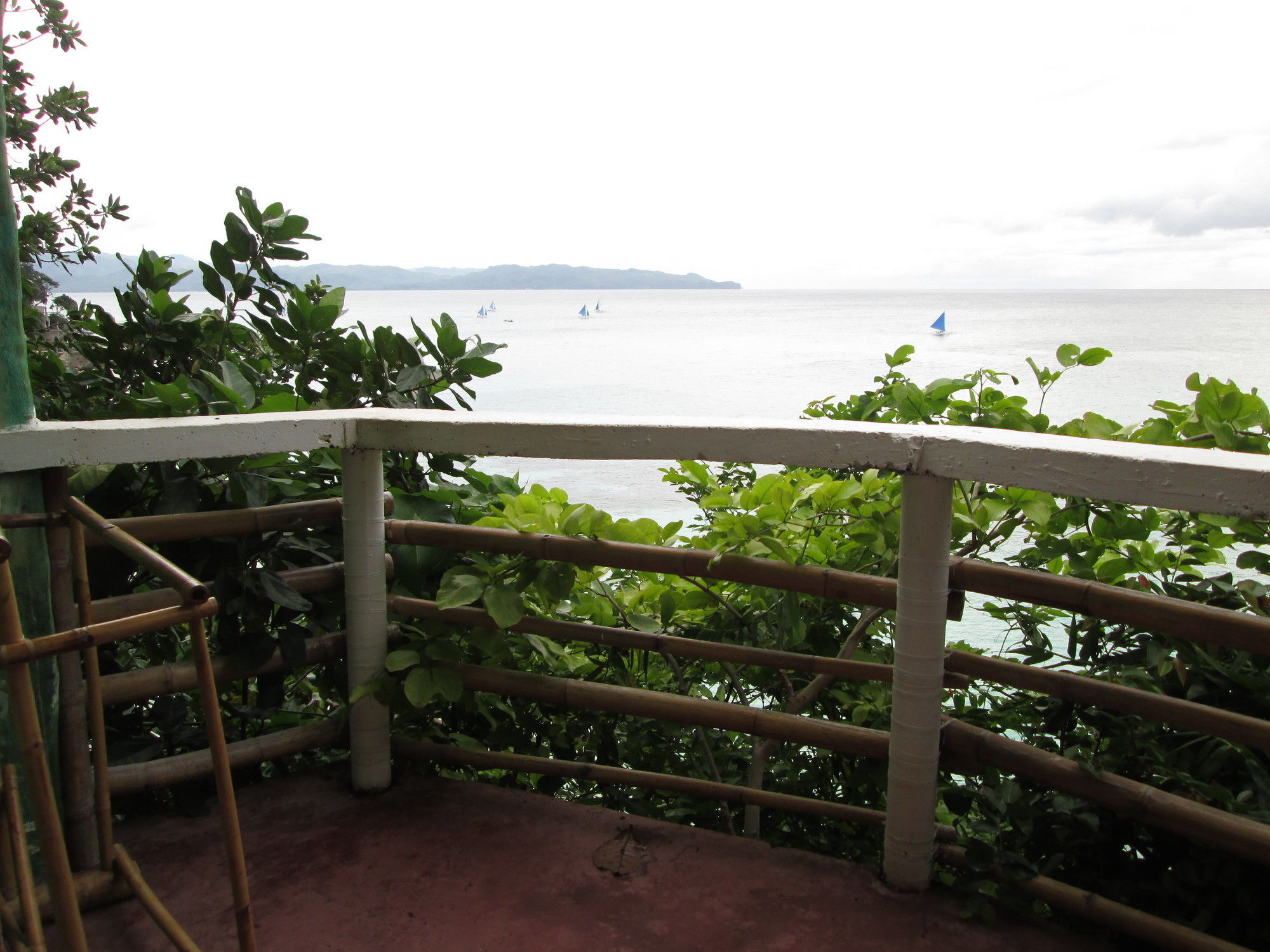 Balinghai Beach Resort Yapak Exterior photo